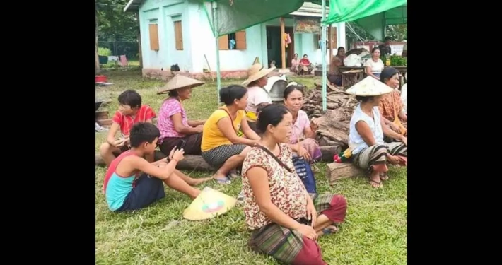 ရှမ်းပြည်နယ်မြောက်ပိုင်းက အဆောက်အအုံတစ်ခုတွင် ယာယီနေထိုင်ကြသည့် စစ်ဘေးရှောင်သူများ